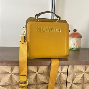 Steve Madden Bevelyn Bag